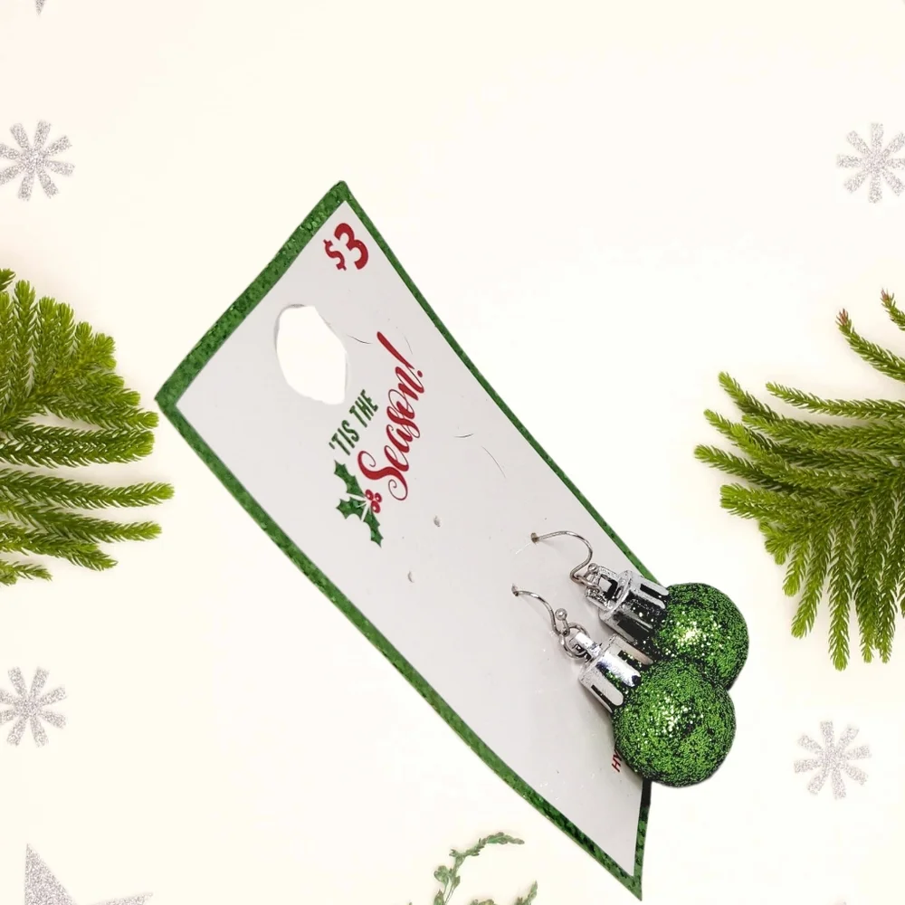 N/A christmas earring